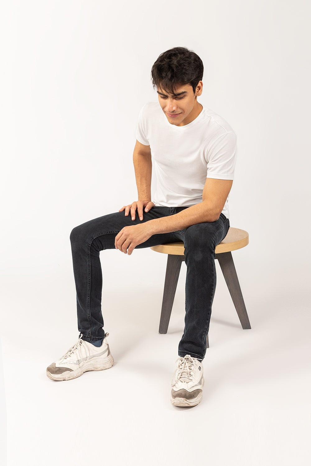 Basic White T-Shirt PK-CN-SIG-D09