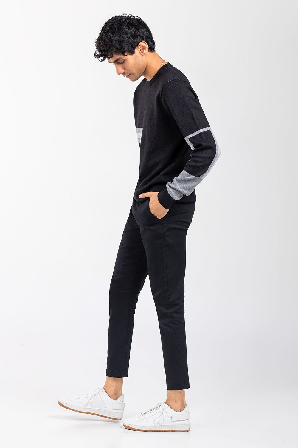 Black-Grey Fashion Sweater FS-SWT-VPN-FD-418-01