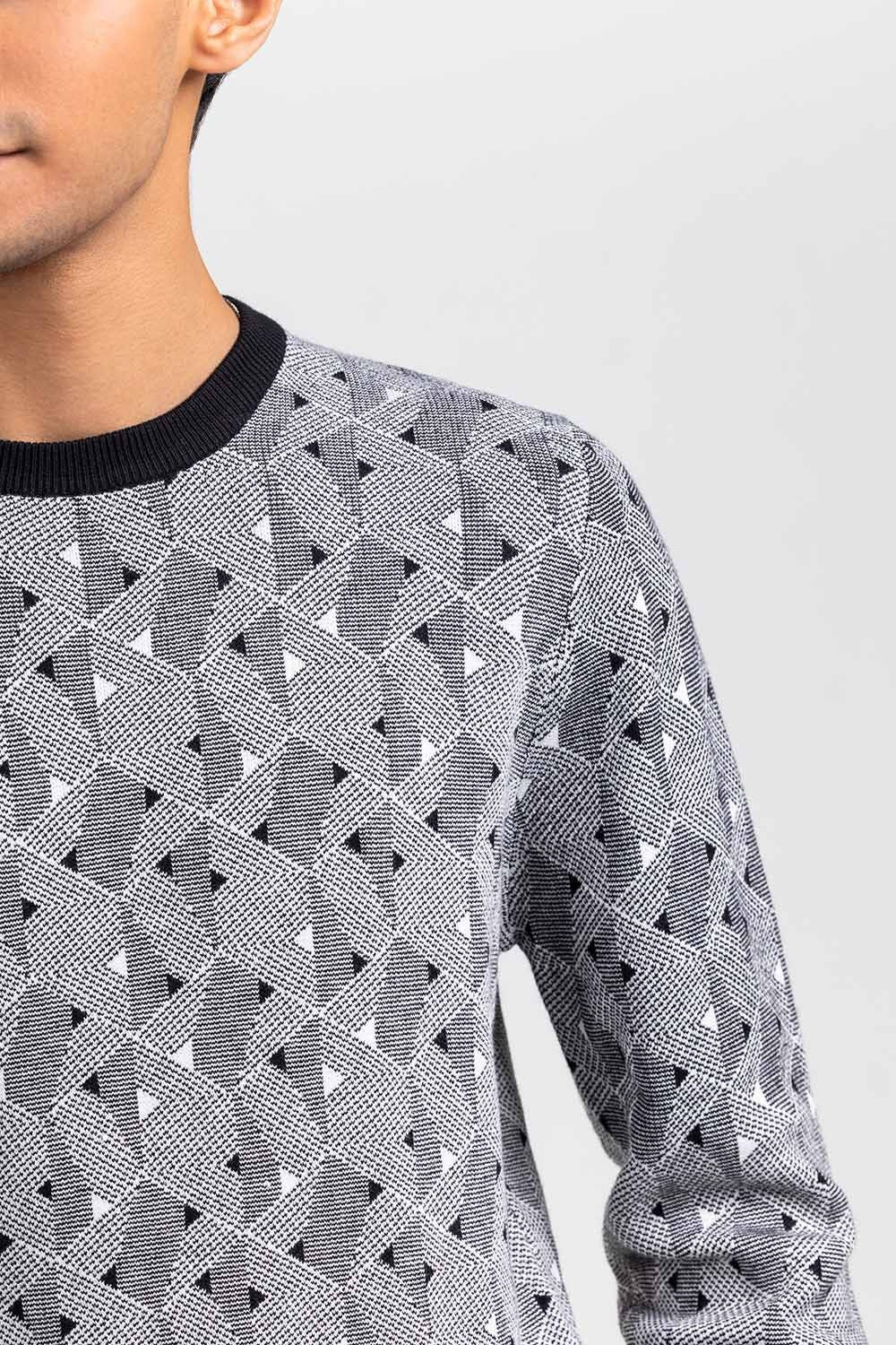 Black-White Fashion Sweater FS-SWT-VPN-FD-419-01