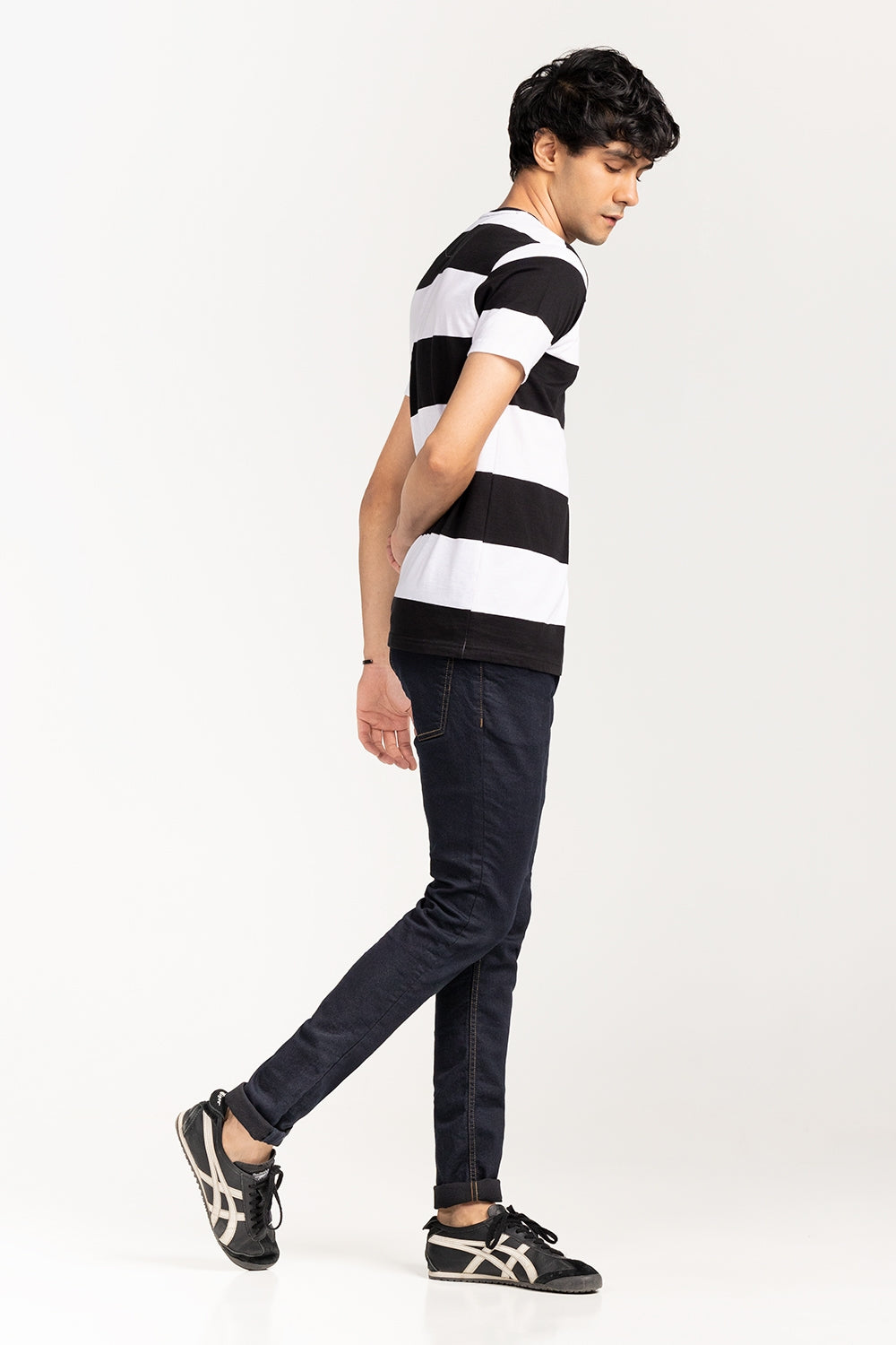 Black-White Urban T-Shirt YD-URB-TEE-D17-04