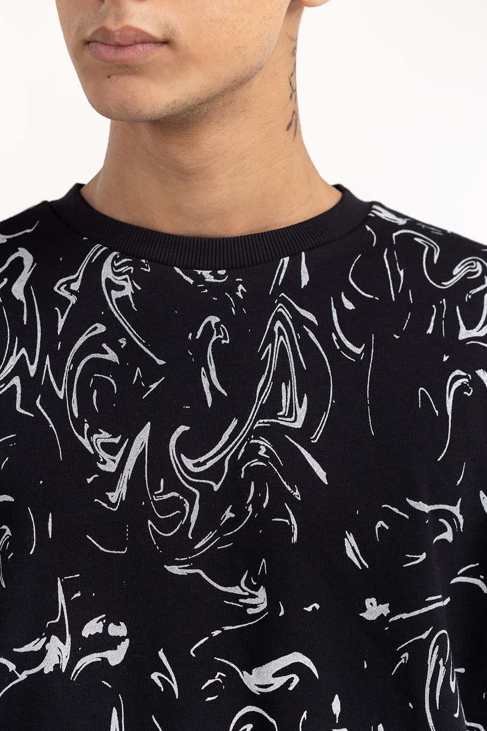 Black Abstract Print T-Shirt 224-113-037