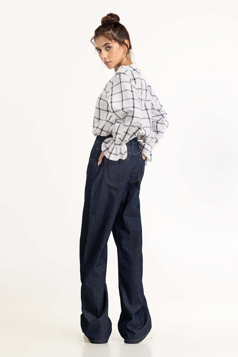 Black And White Casual Shirt 224-217-011