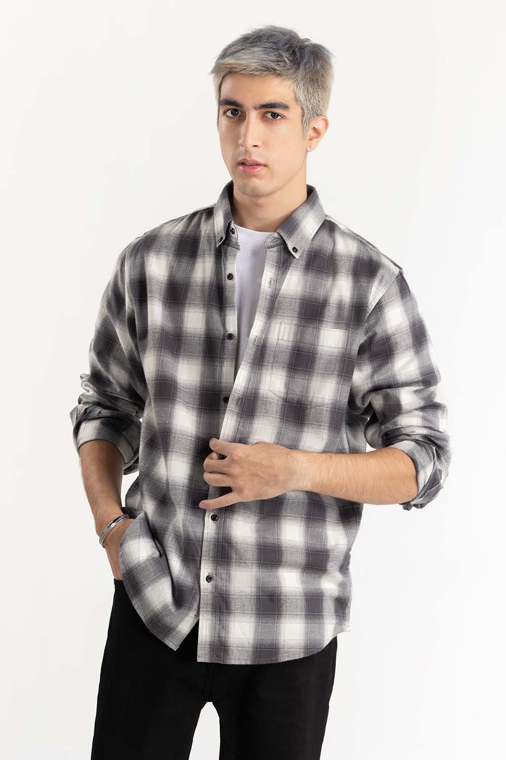 Black and White Checkered Button Down Shirt 224-117-018