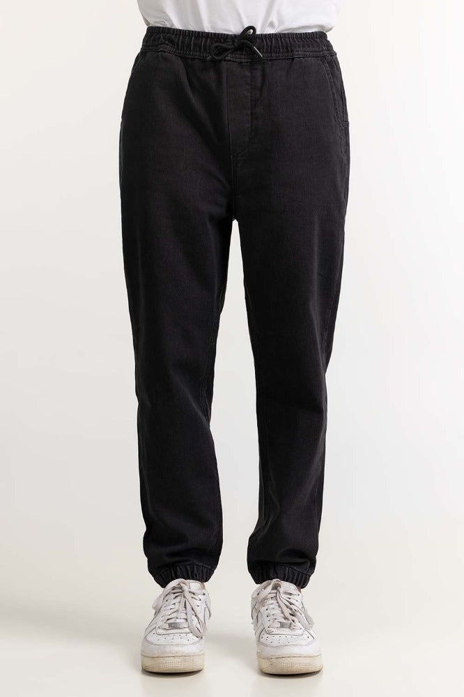 Black Basic Jeans MN-JNS- DN23-021 B