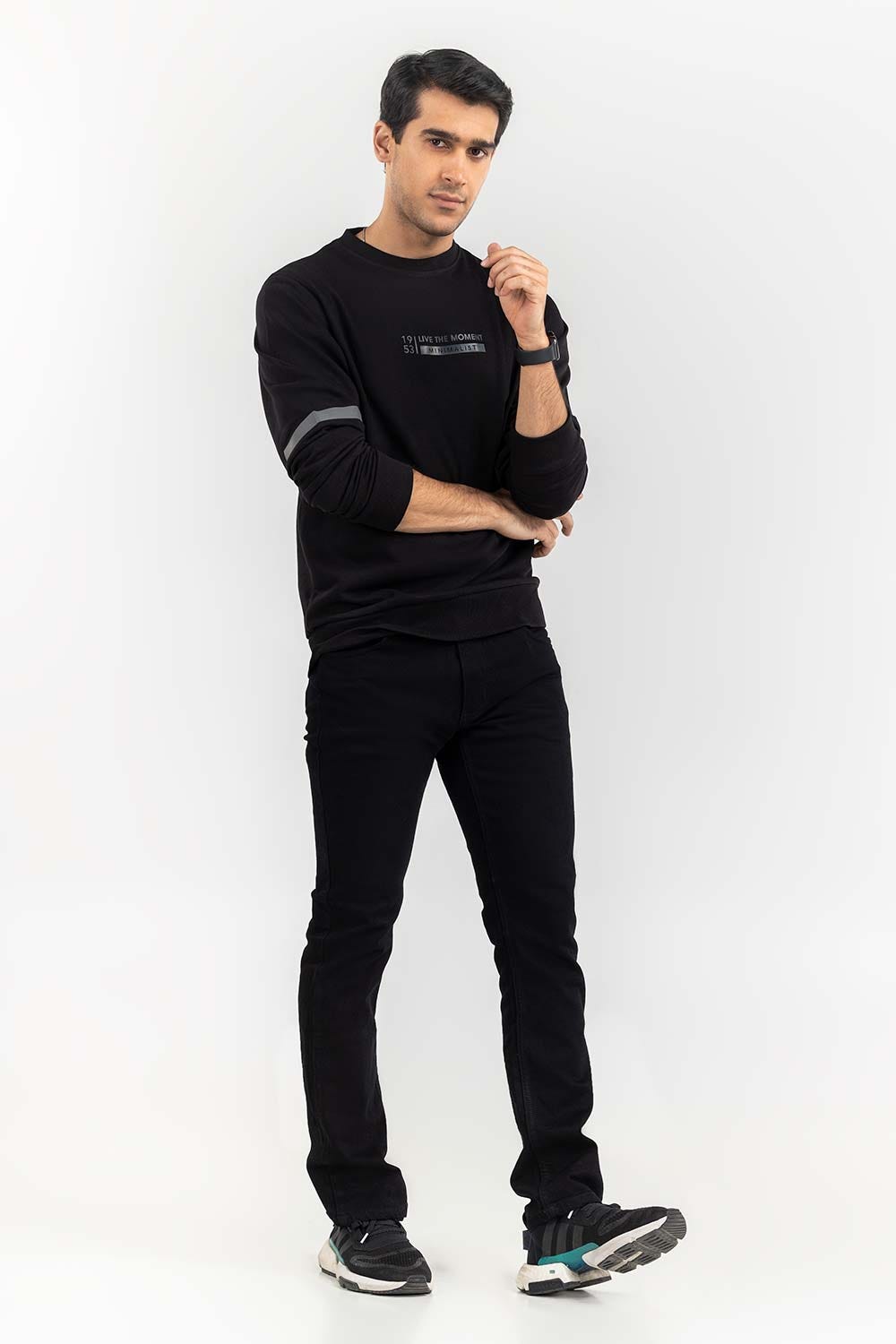 Black Basic SweatShirt SWS-F22-063
