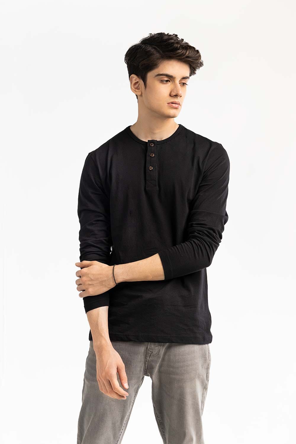 Black Basic T-shirt FS-HEN-SIG-D028