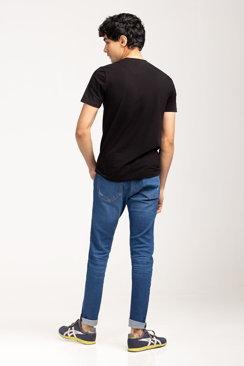 Black Basic T-Shirt JCN-SIG-D042