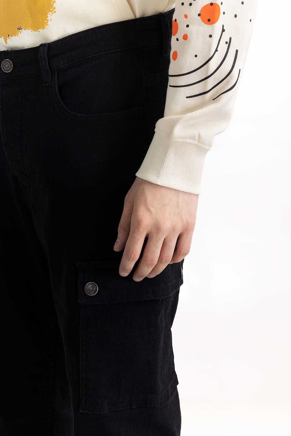 Black Cargo Carrot Fit Jeans 224-121-012