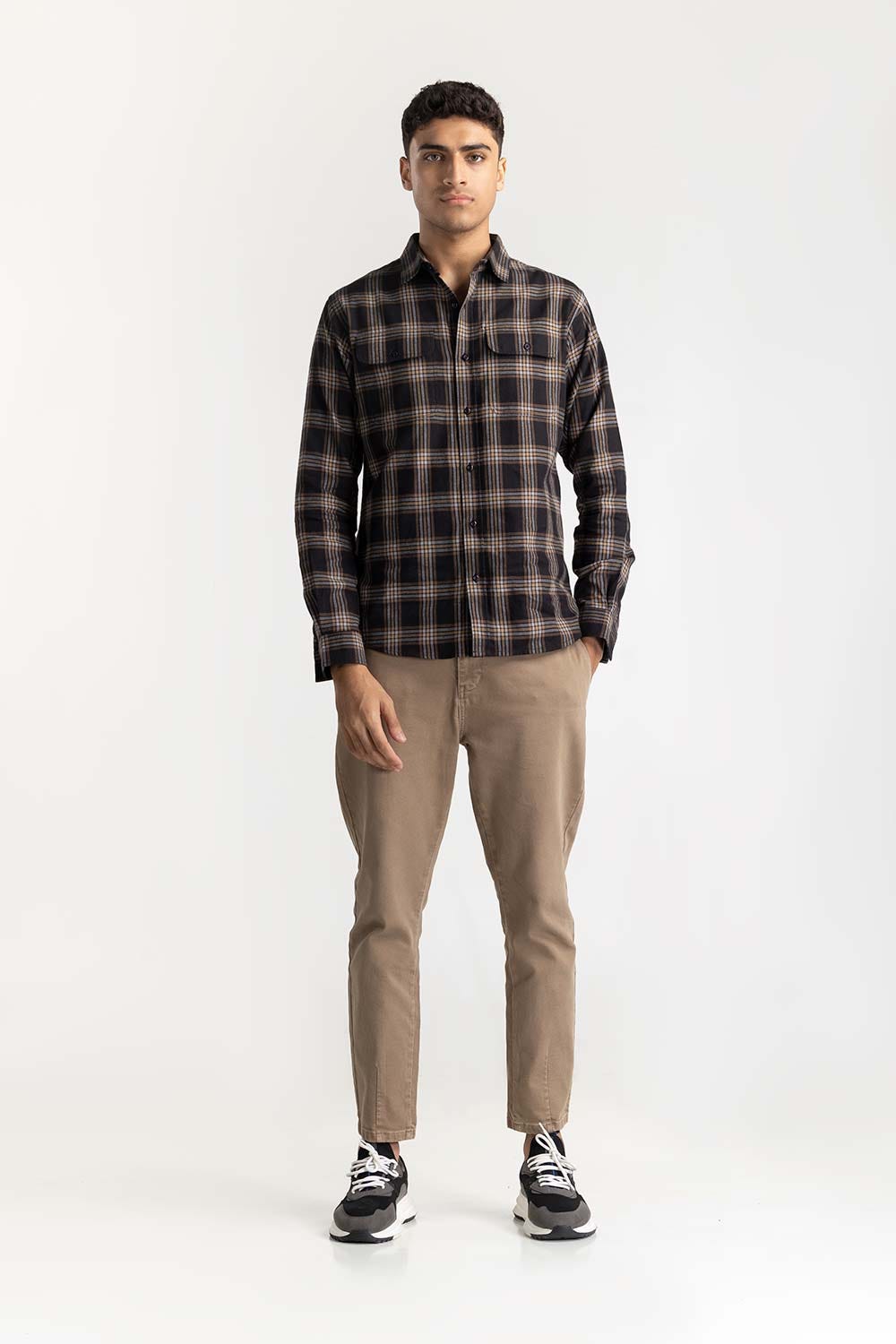 Black Checkered Button-Down Shirt 224-117-021