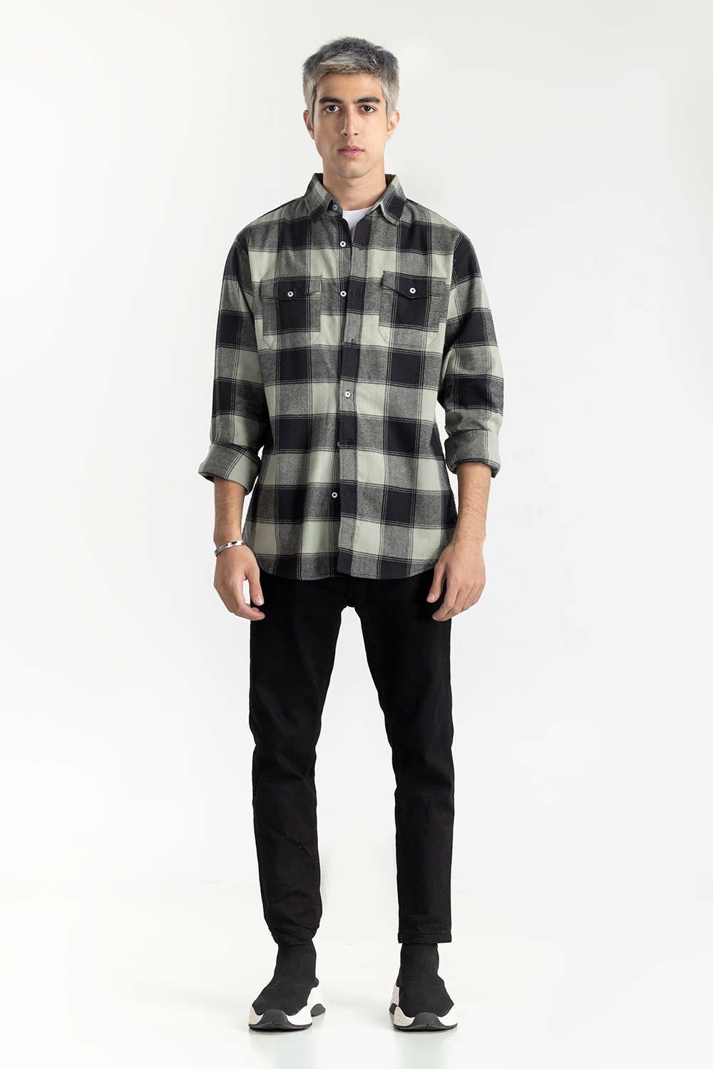 Black Checkered Button-Down Shirt 224-117-023