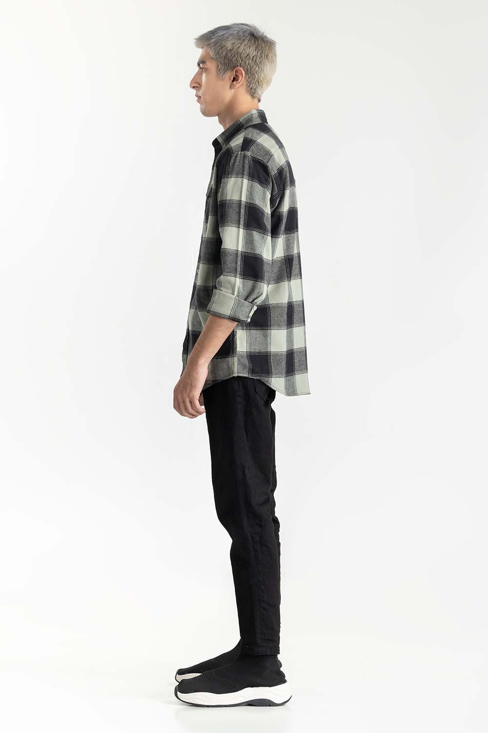 Black Checkered Button-Down Shirt 224-117-023