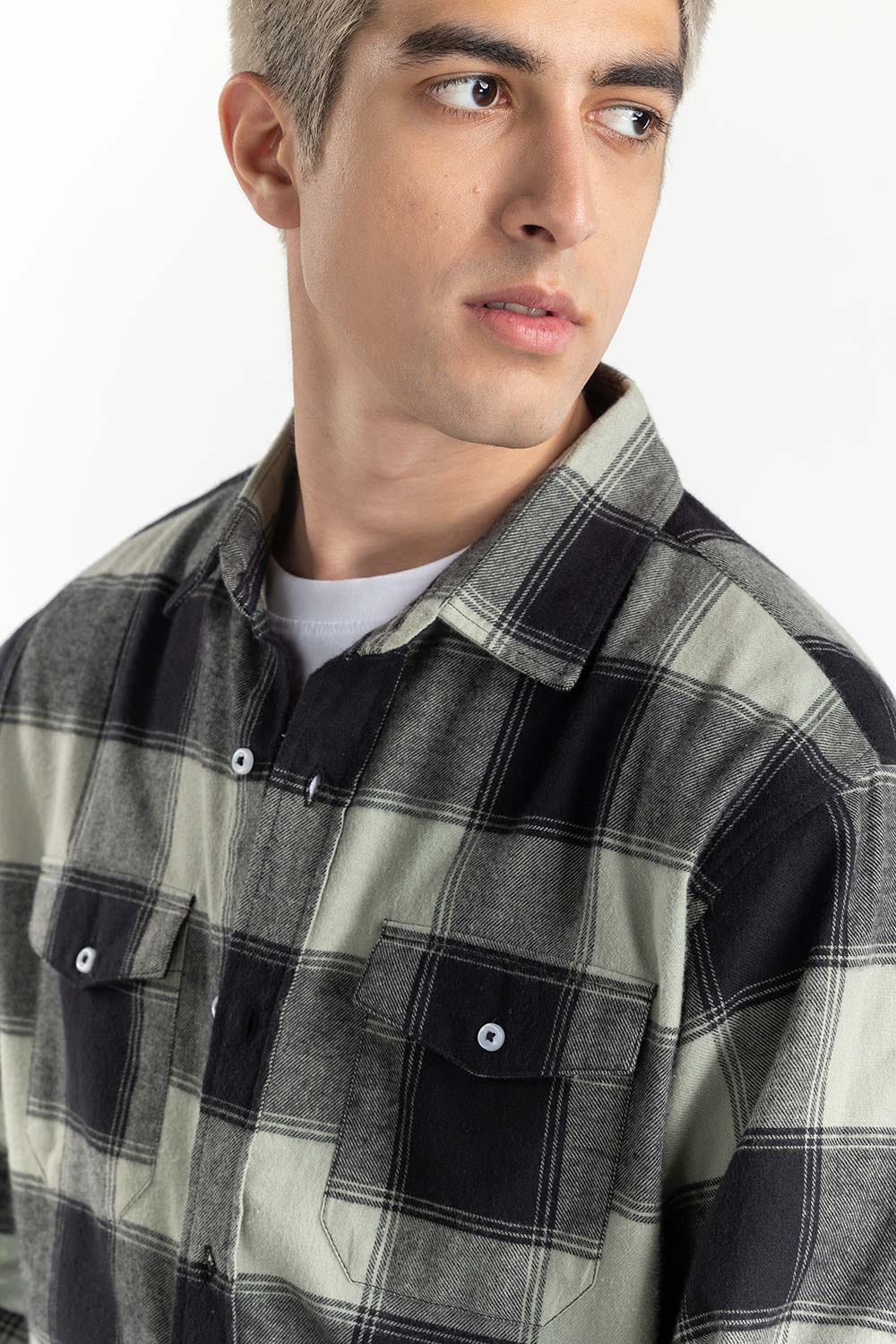 Black Checkered Button-Down Shirt 224-117-023