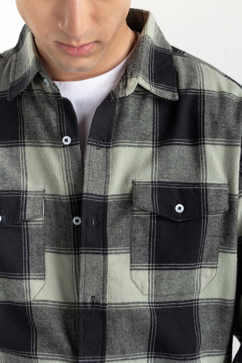 Black Checkered Button-Down Shirt 224-117-023