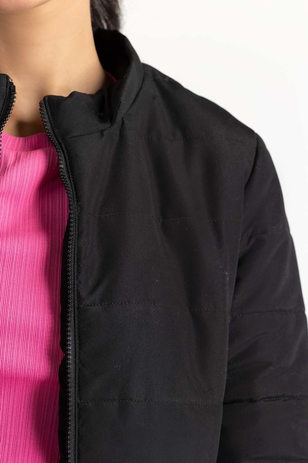 Black Detachable Hoodie Puffer Jacket 224-210-081