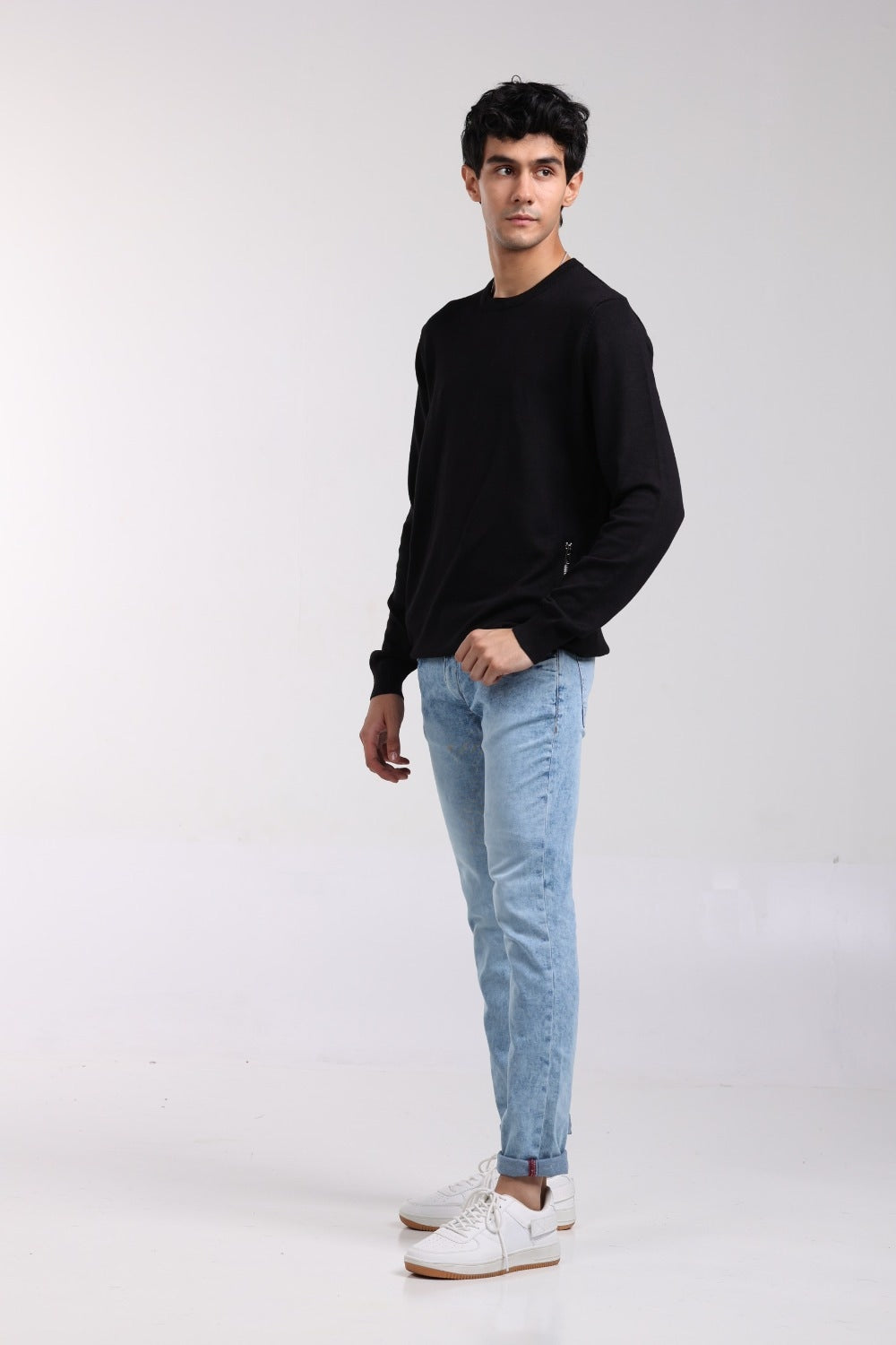 Black Fashion Sweater FS-SWT-VPN-FD-403-01