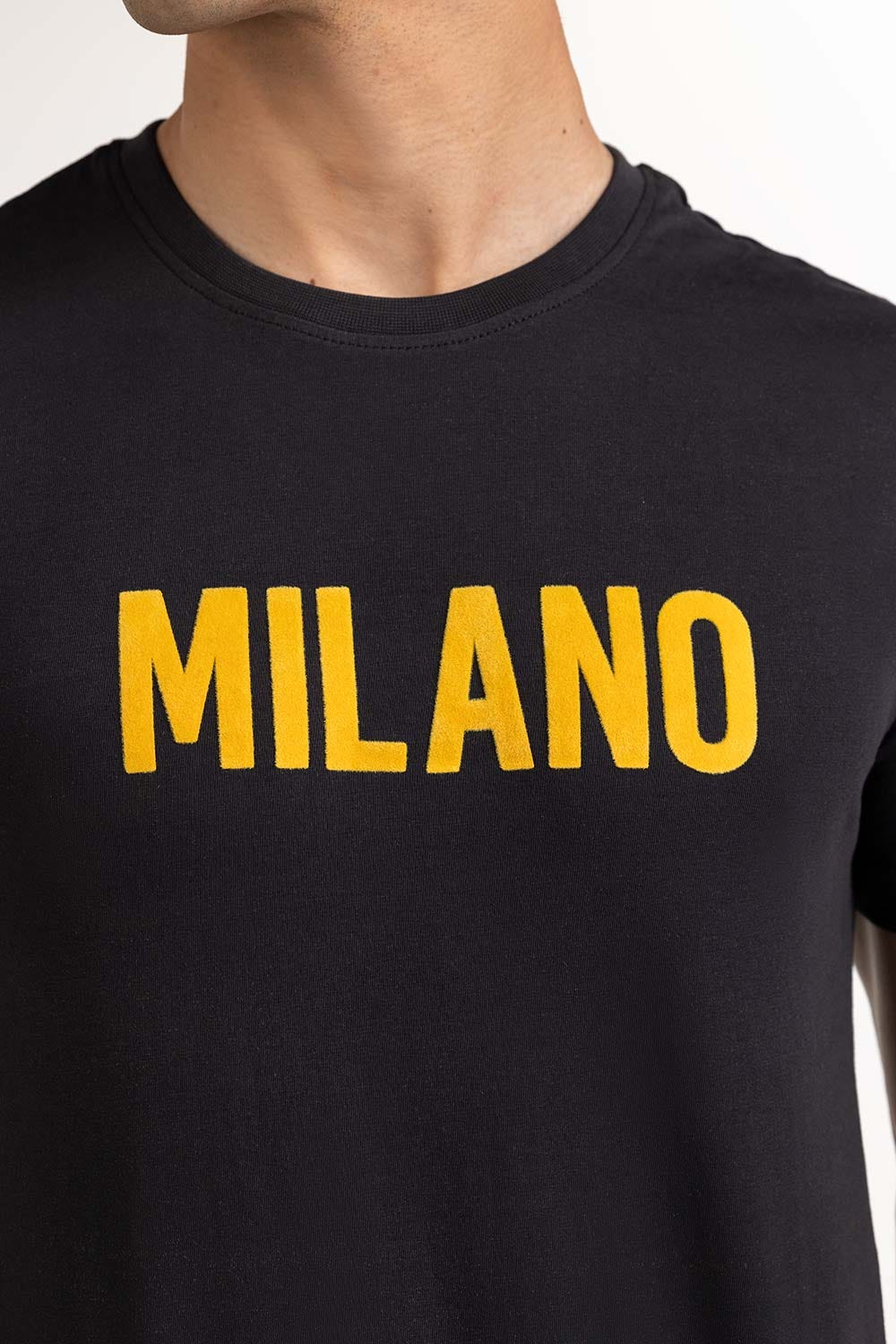 Black Grapic Tee TS-CNSJ23-266