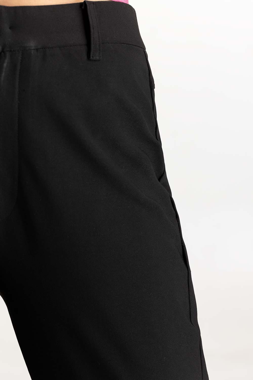 Black Knitted Regular Trouser 224-220-004