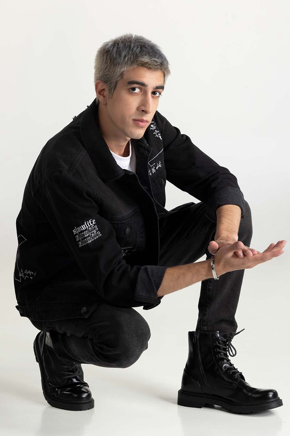 Black Embroided Denim Jacket 224-110-029