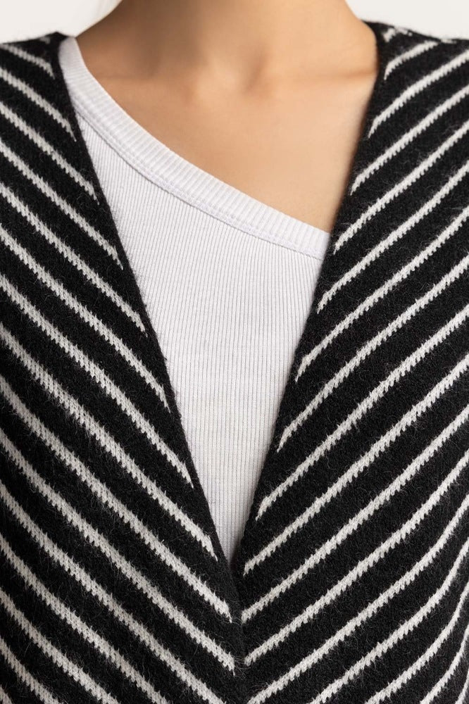 Black White Basic Sweater WM-SWT-WS23-051