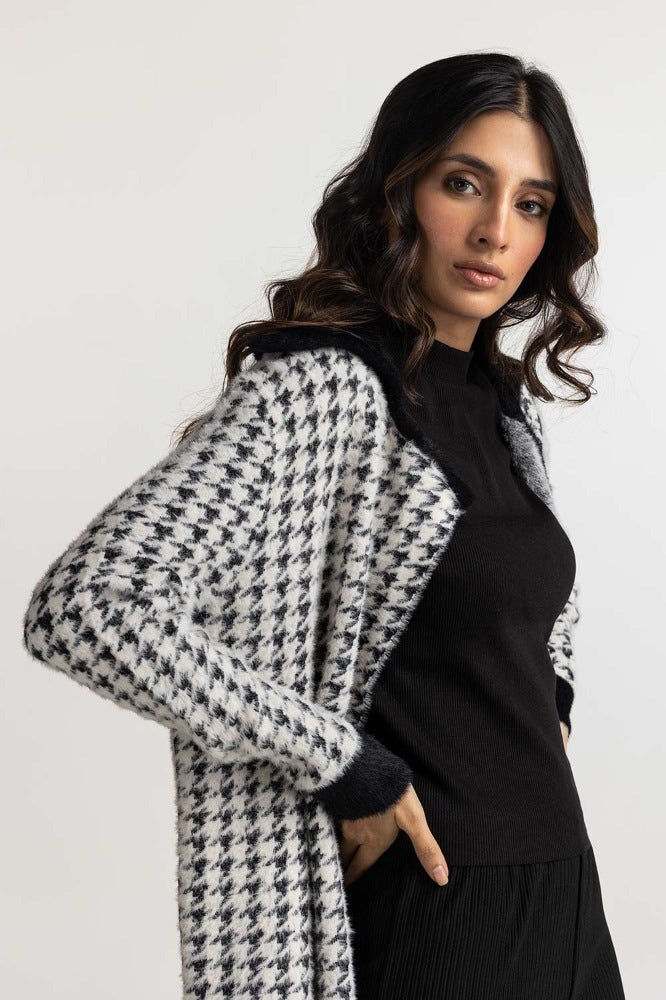 Black White Basic Sweater WM-SWT-WS23-048