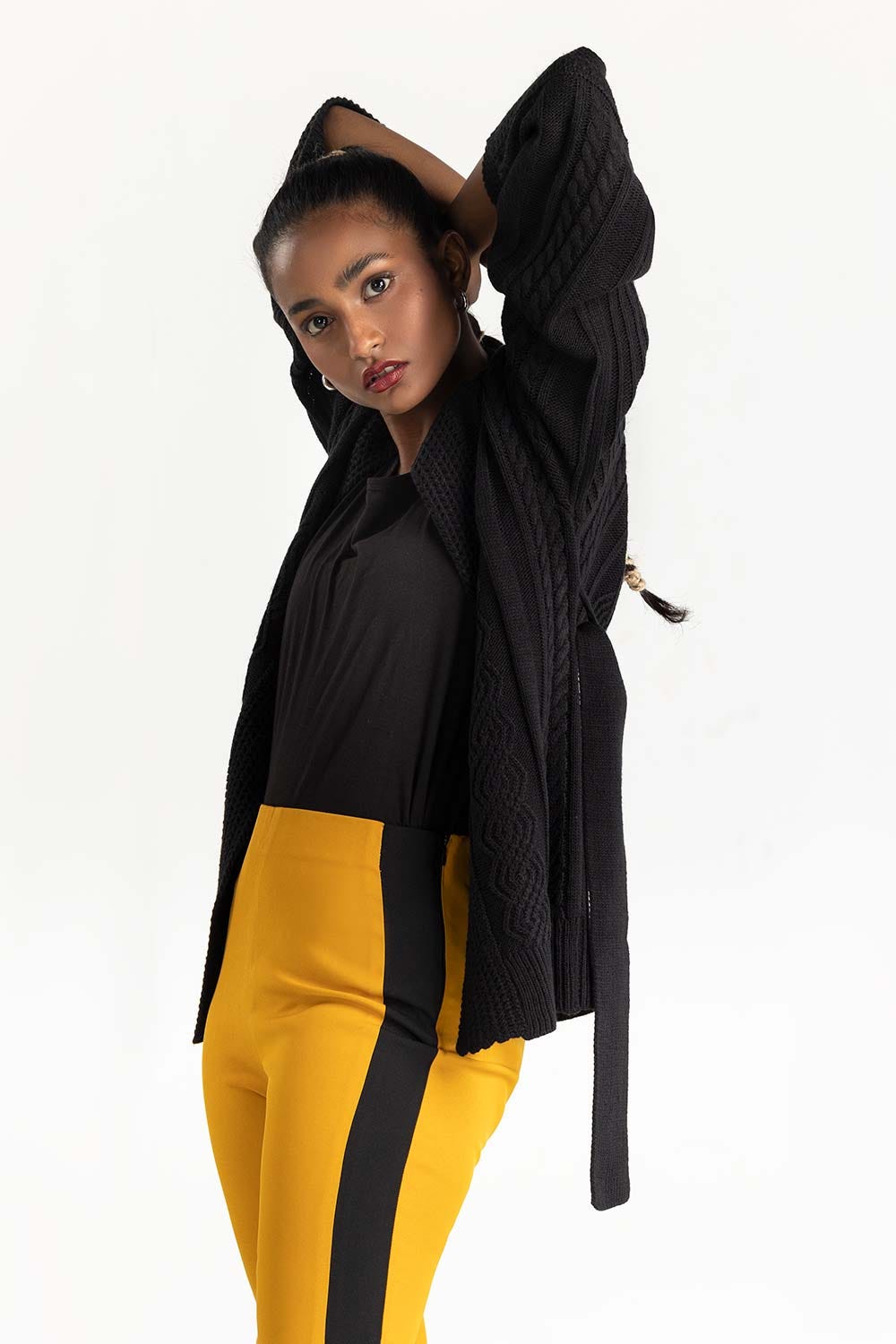 Black Open Cardigan with Belt 224-211-075