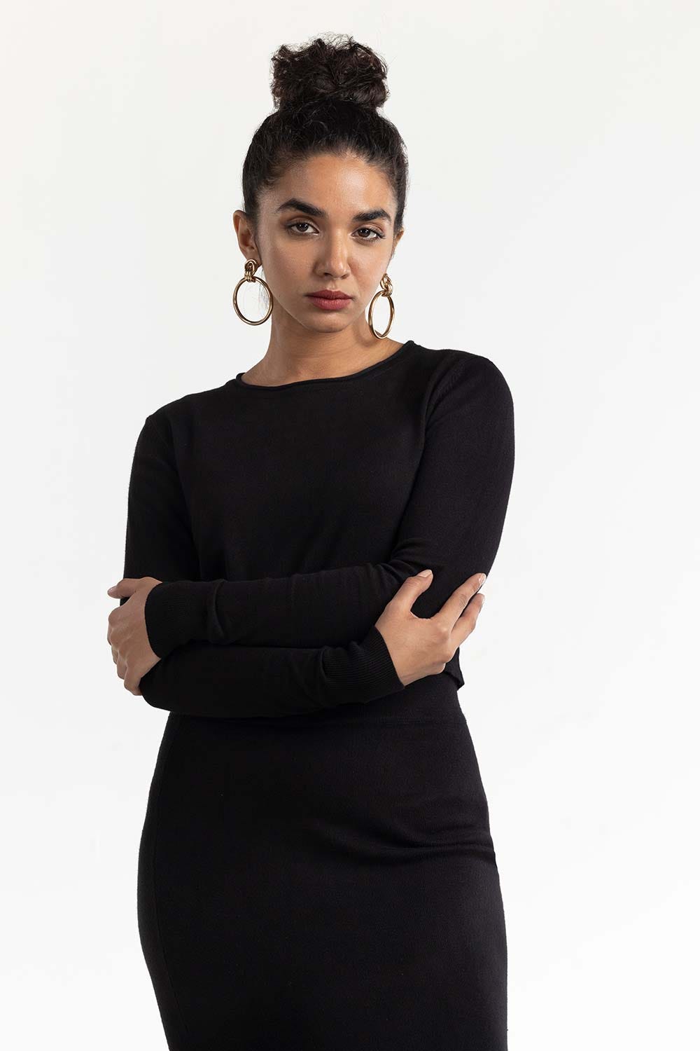 Black Basic Cropped Knit Sweater 224-216-305