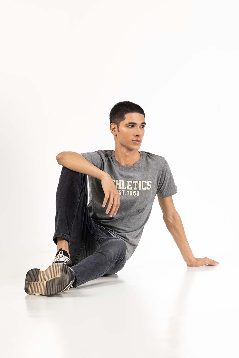 Charcoal Graphic Tee TS-CNSJ23-276