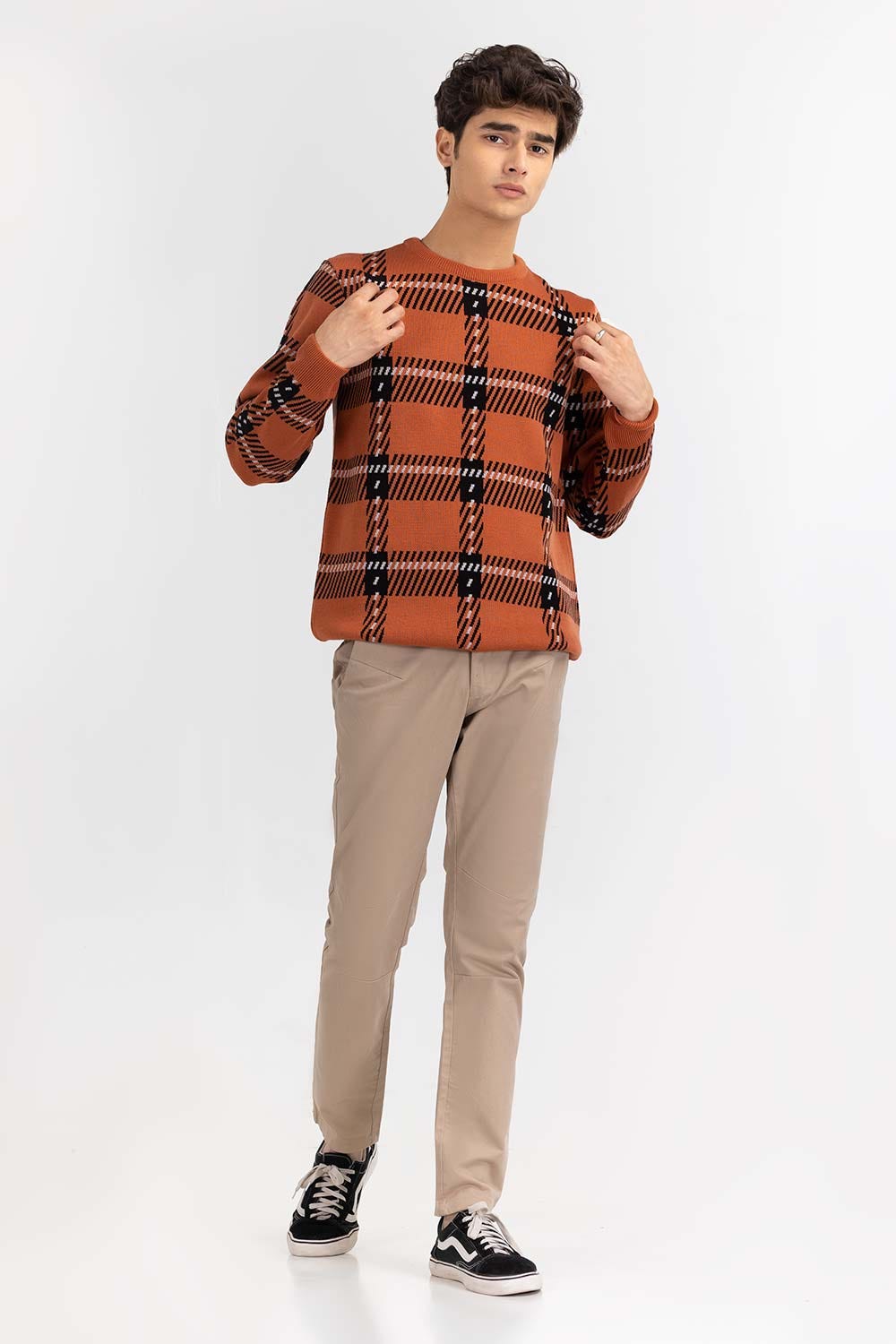 Cinnamon Checkered Crew Neck Sweater SWT-FFSCN22-115