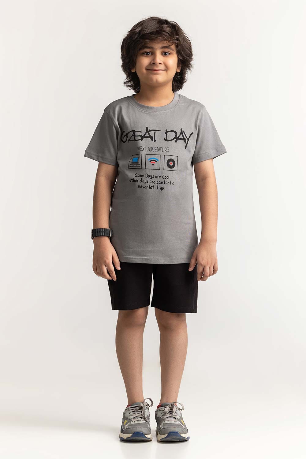 Crew Neck Graphic Tee JB-TS-SS24-033