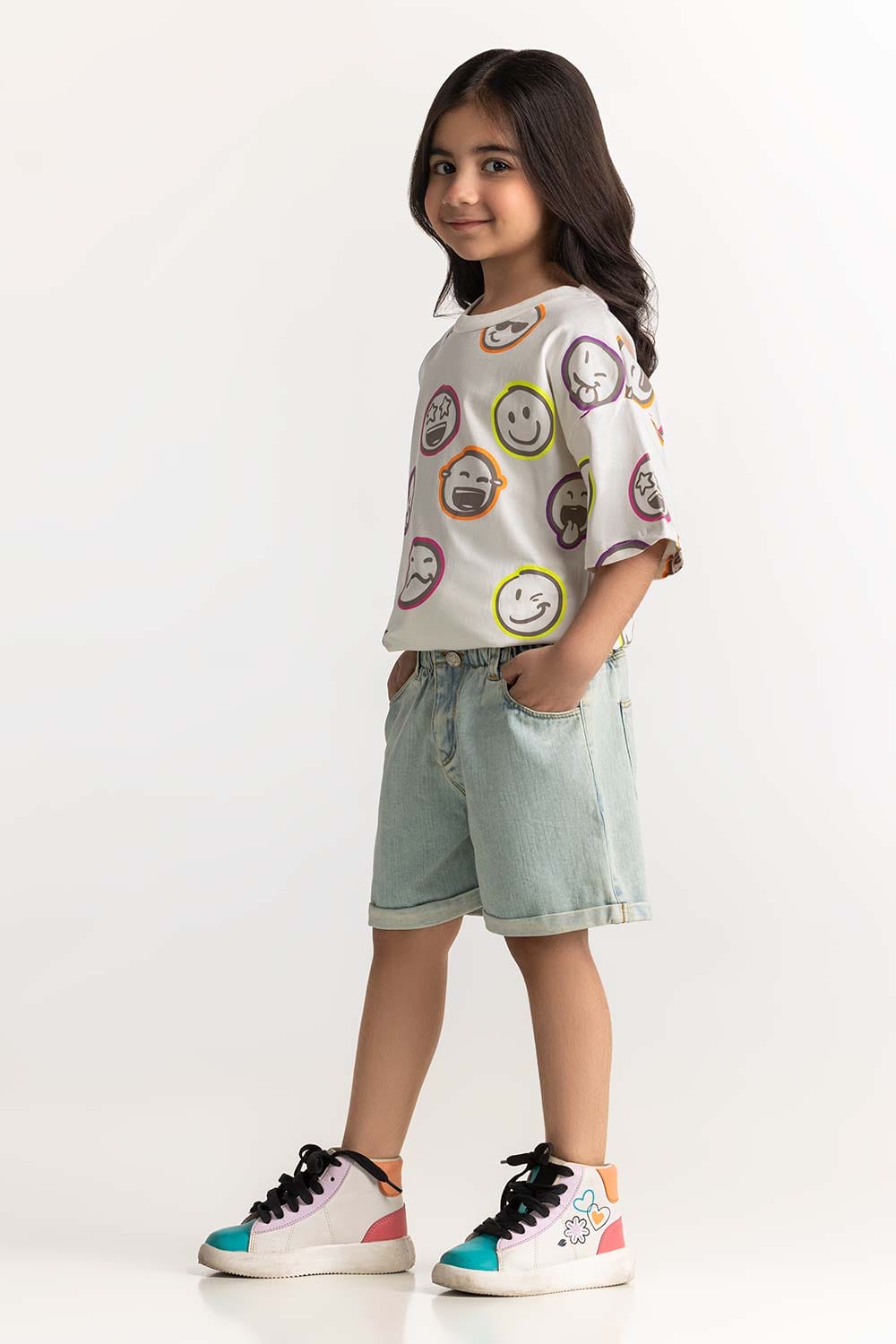 Crew Neck Graphic Tee TG-TS-SS24-017