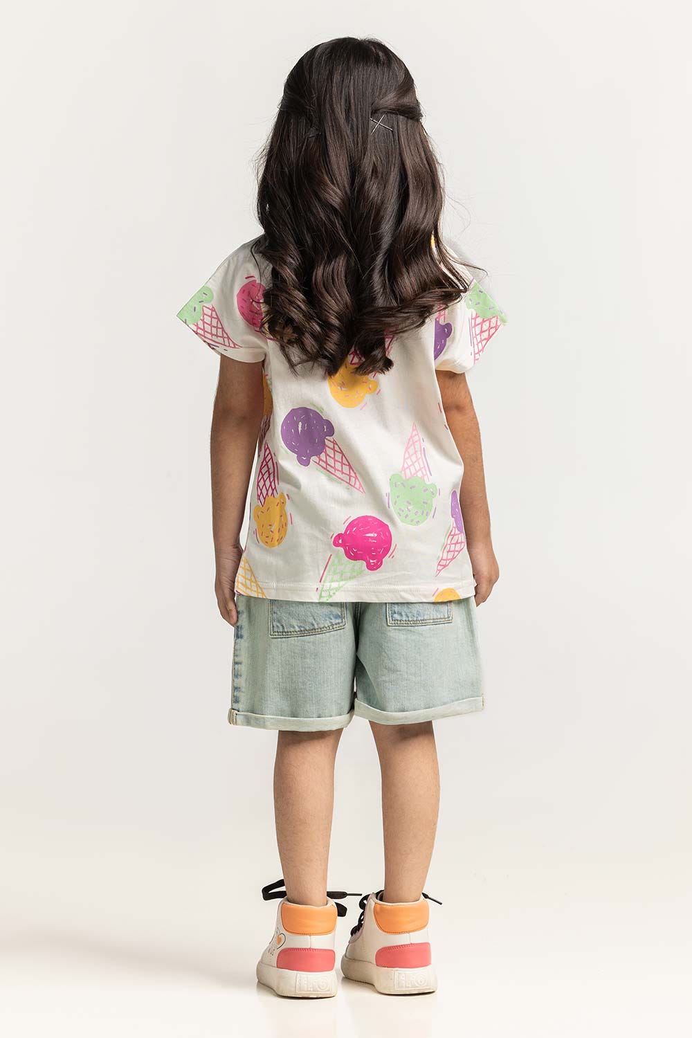 Crew Neck Graphic Tee TG-TS-SS24-021