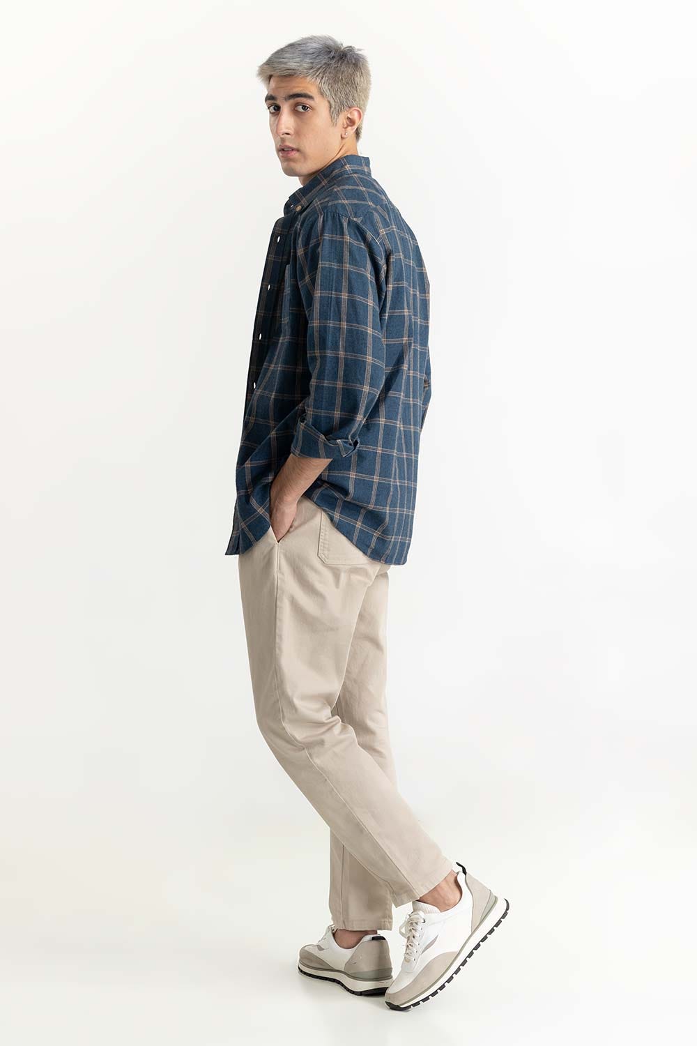 Deep Blue Checkered Button-Down Shirt 224-117-026