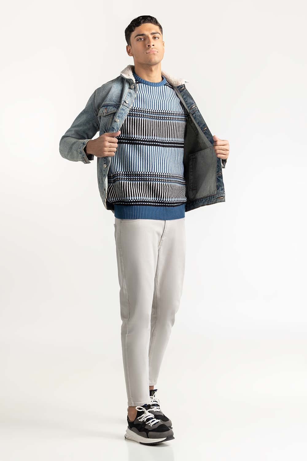 Blue Denim Jacket With Faux Shearling 224-110-032