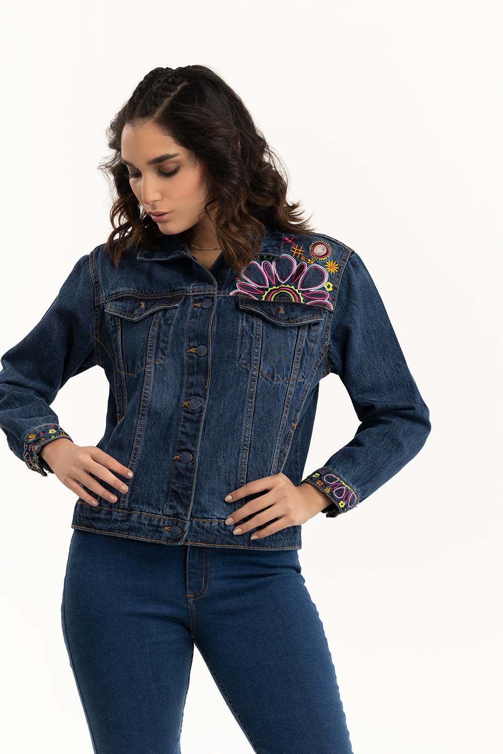 Embroidered Denim Jacket 224-210-036