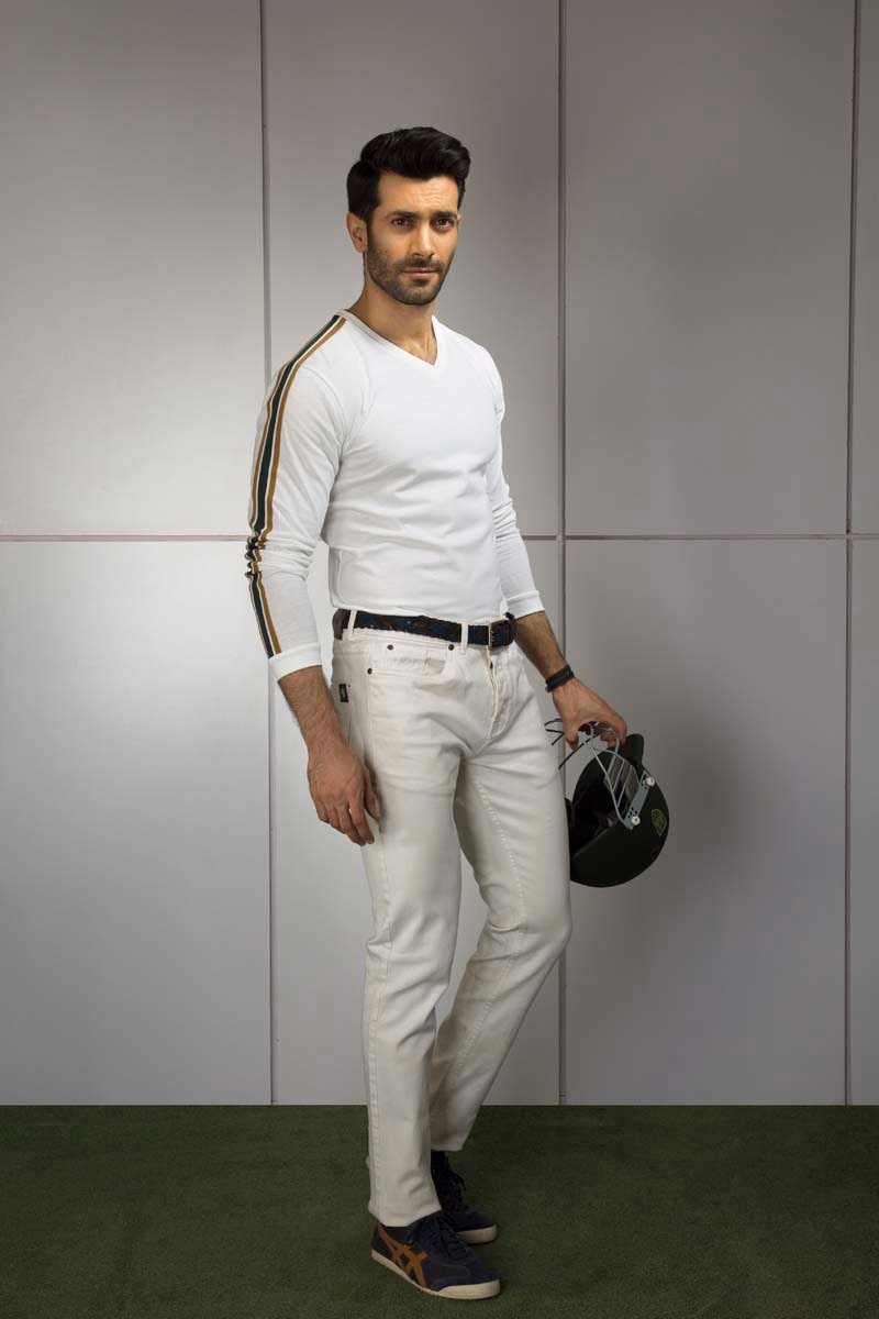 White Urban Graphic T-Shirt FS-JGP-URB-D12