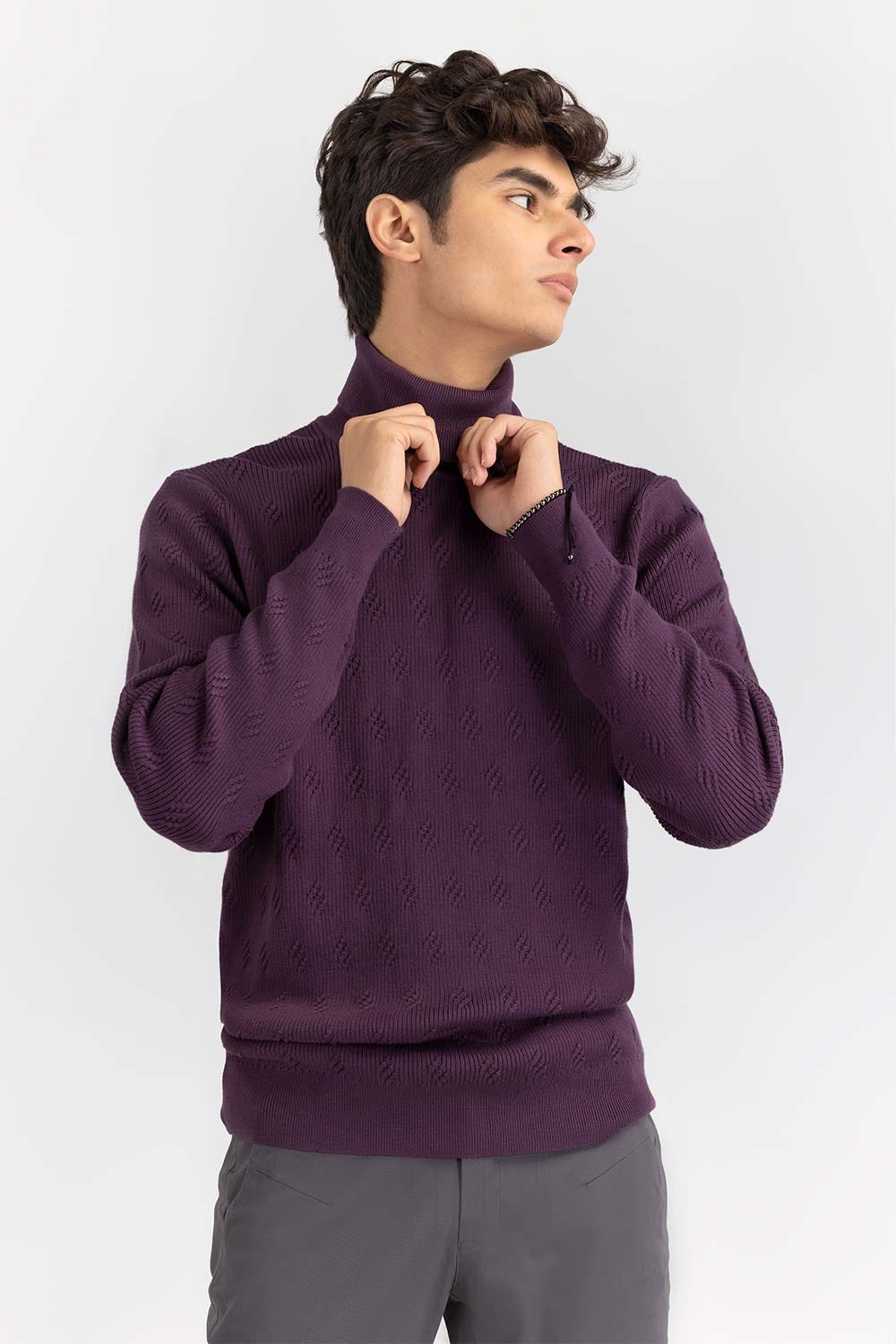 Fuchsia Textured Crew Neck Sweater SWT-FFSCN22-243