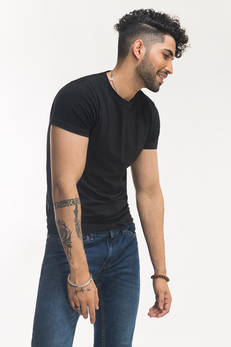 Black Basic Tee JCN-SIG-D31