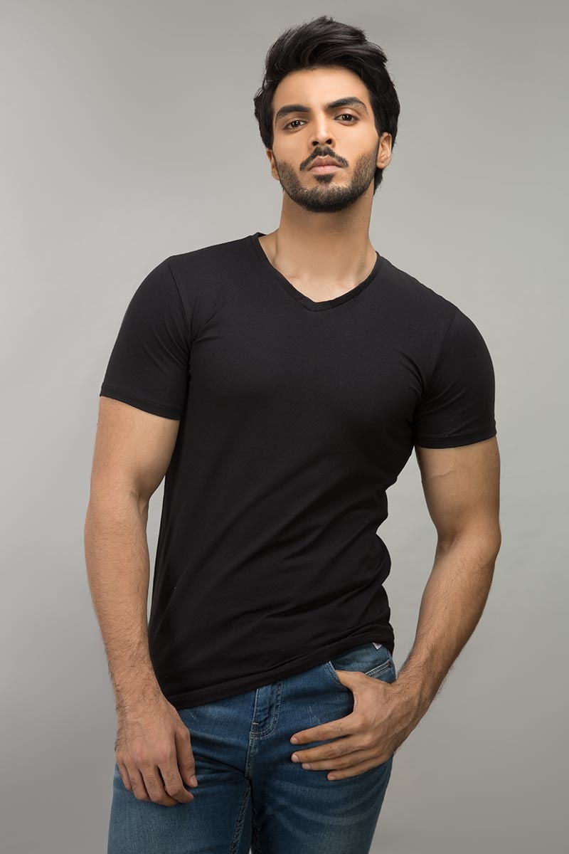 Black Basic Tee JVN-SIG-D022