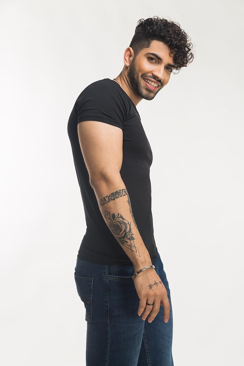 Black Basic Tee JVN-SIG-D26