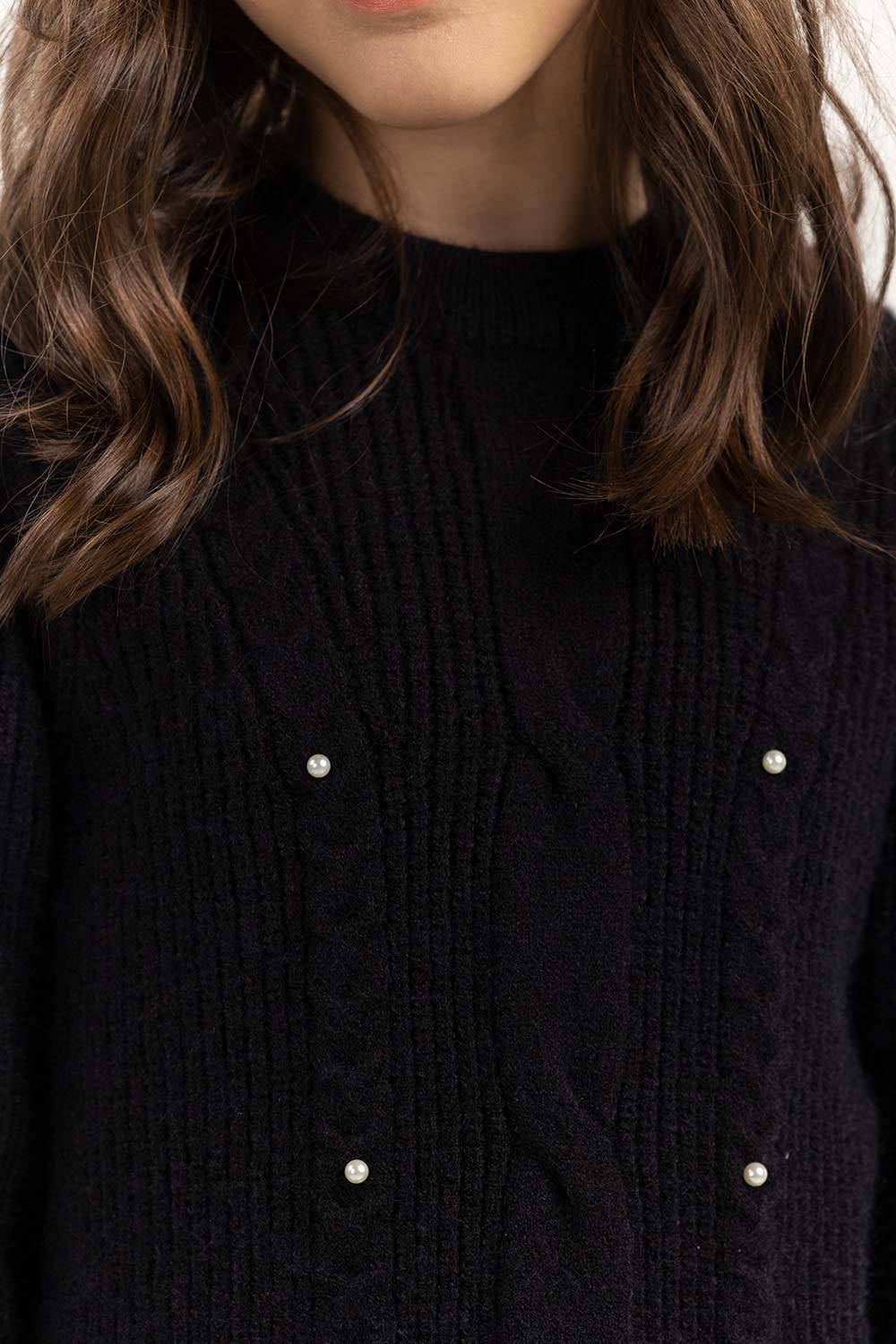 Junior Girl Black Knit Long Sweater With Round Neck 224-414-300