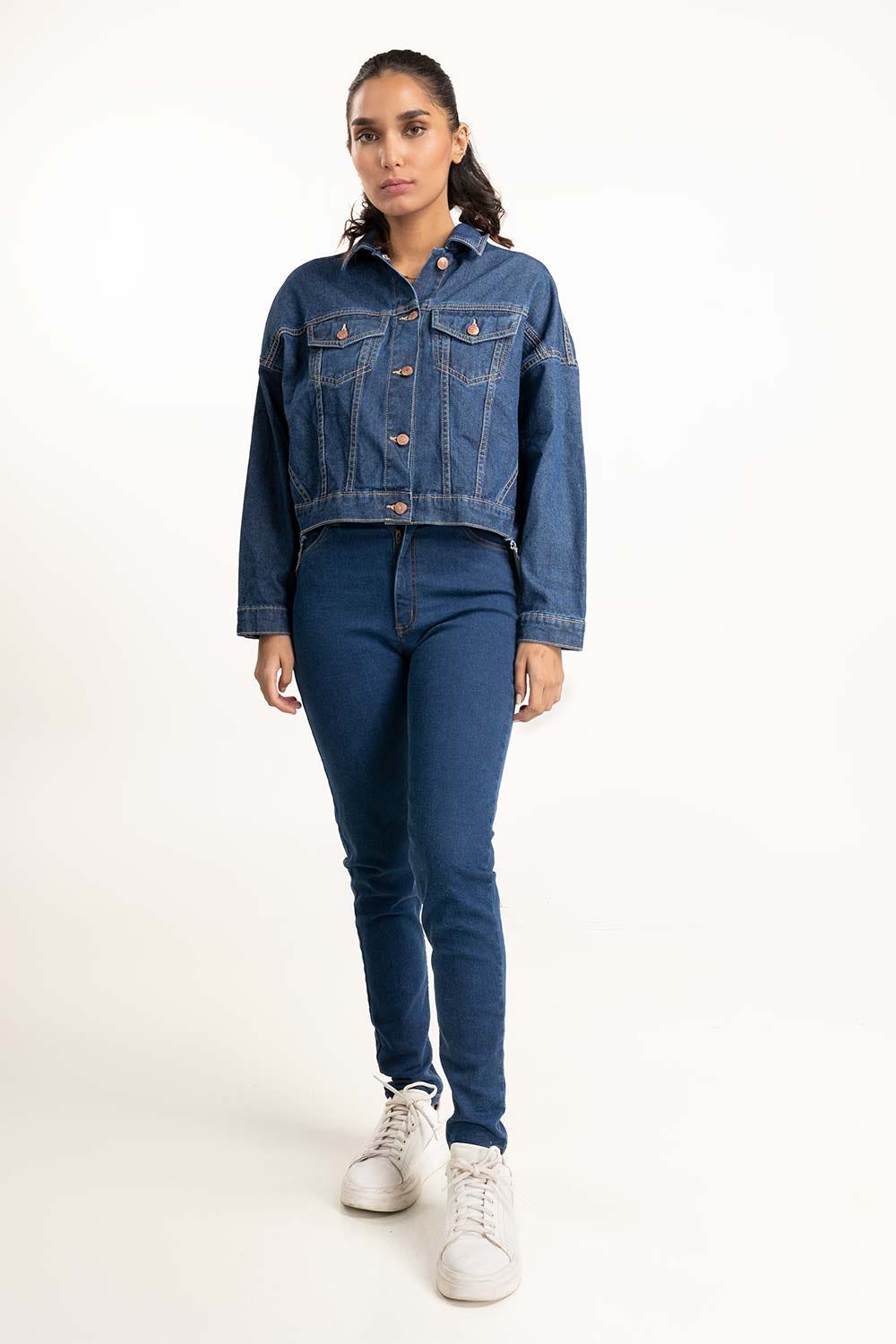 Loose Fit Denim Jacket 224-210-011