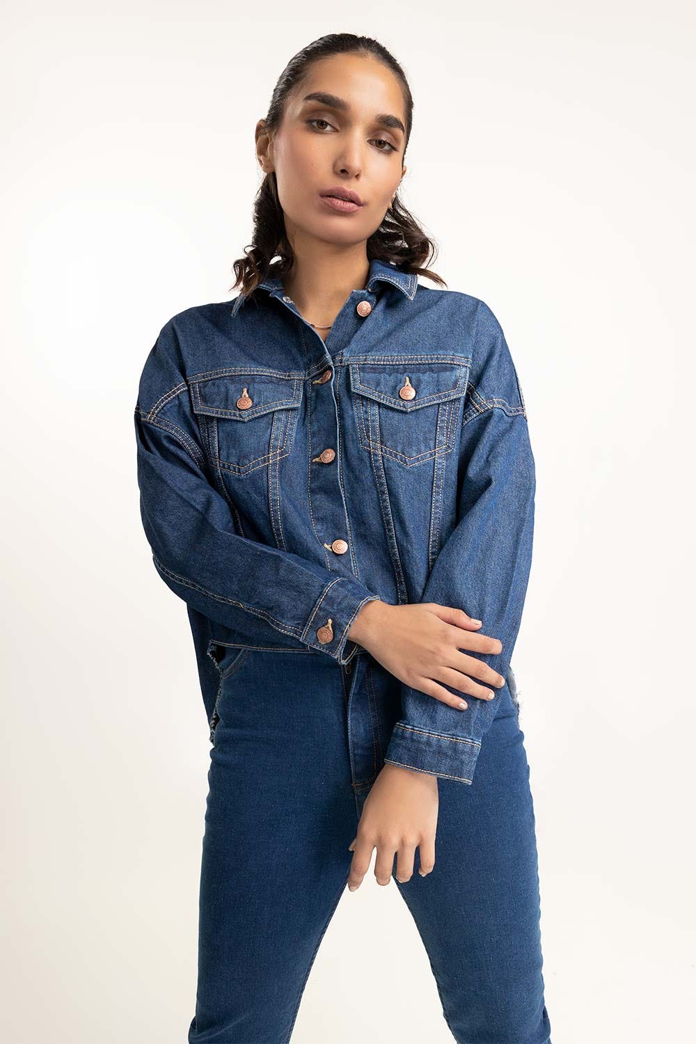 Loose Fit Denim Jacket 224-210-011