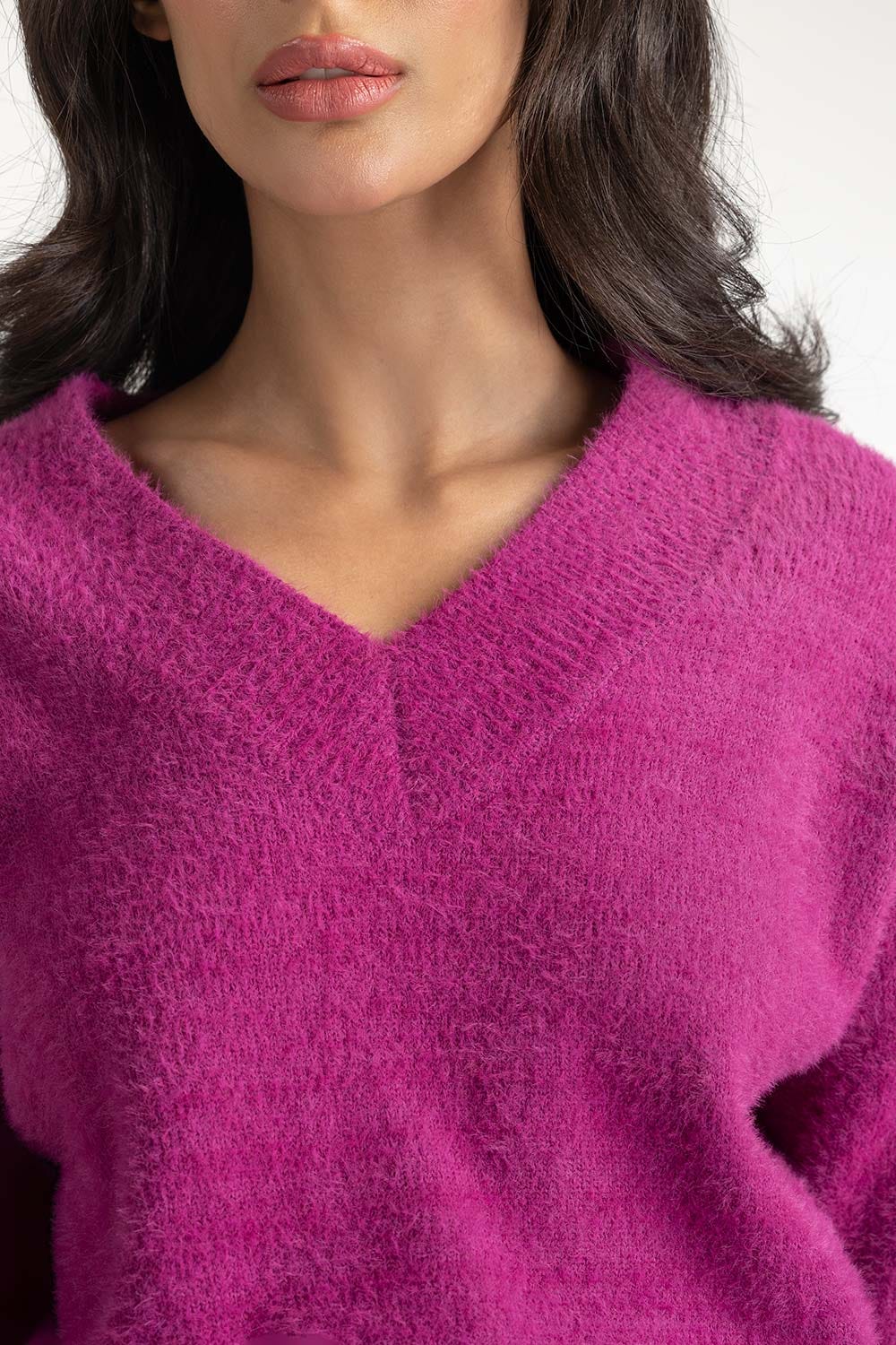 Magenta V-Neck Knit Sweater 224-211-023