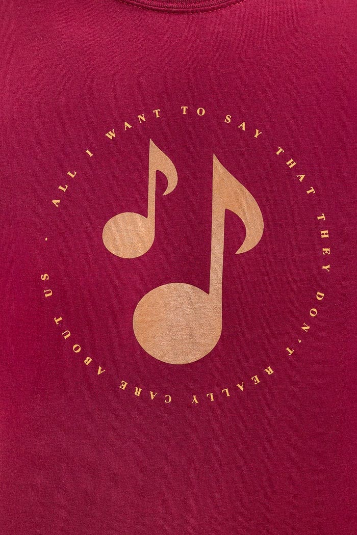 Maroon Graphic Tee JGP-URB-D250-01