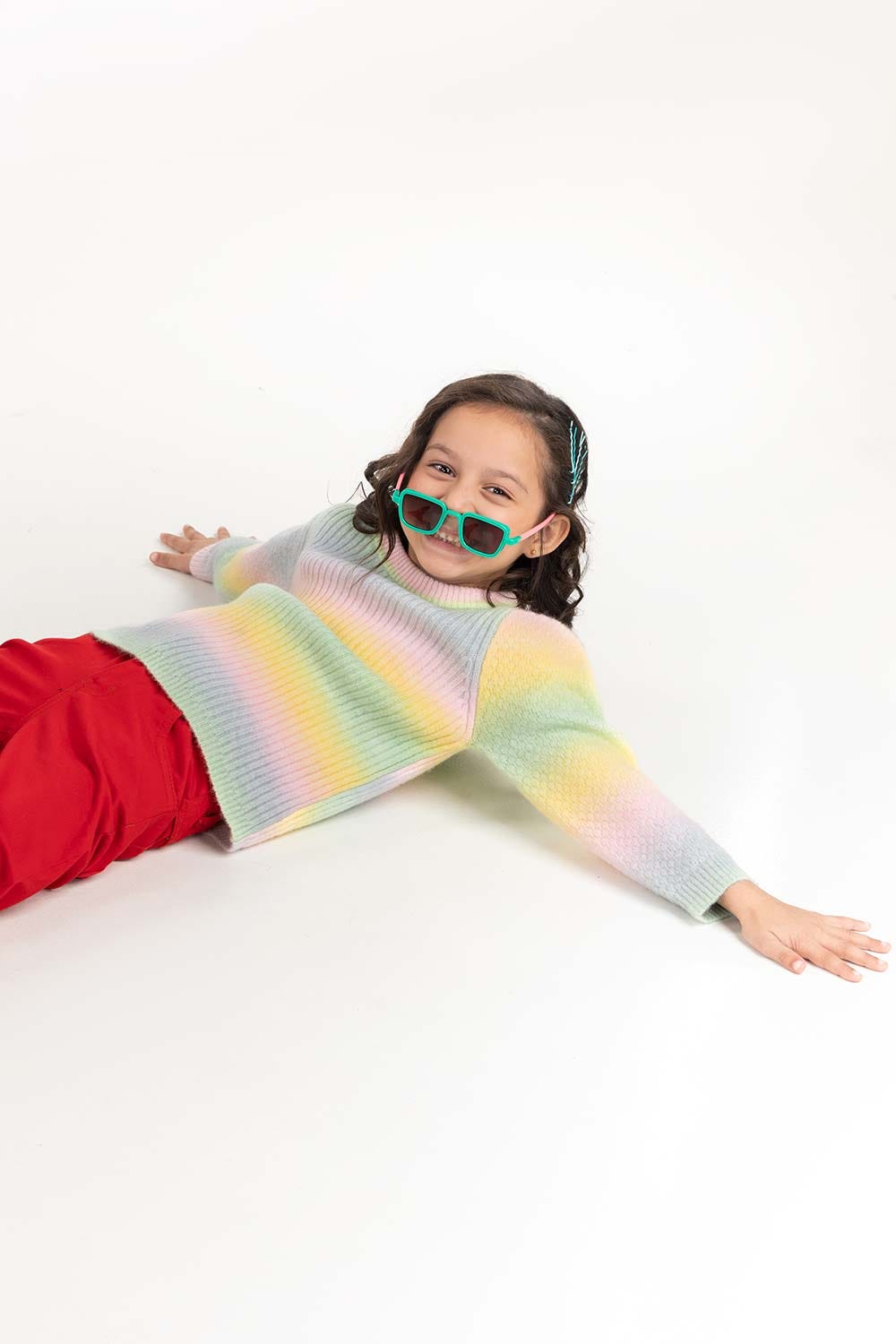 Toddler Girl Multi-Colored Knit Sweater With Crew Neck 224-611-012