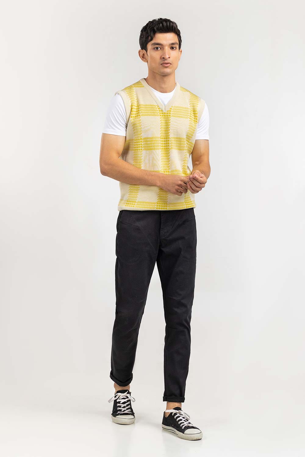 Multi Color Checkered V Neck Sleeveless Sweater SWT-FSLVN22-143-2