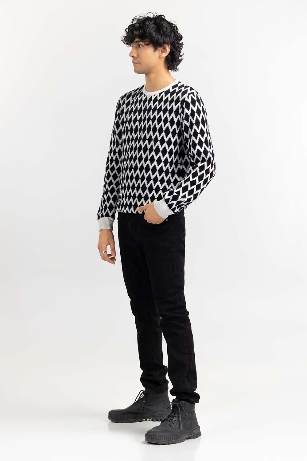 Multi Color Diamond Crew Neck Sweater SWT-FFSCN22-166