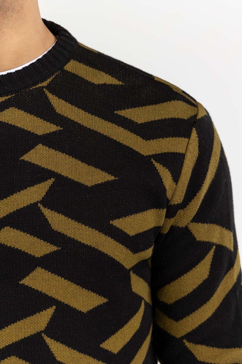 Multi Color Pattern Crew Neck Sweater SWT-FFSCN22-213