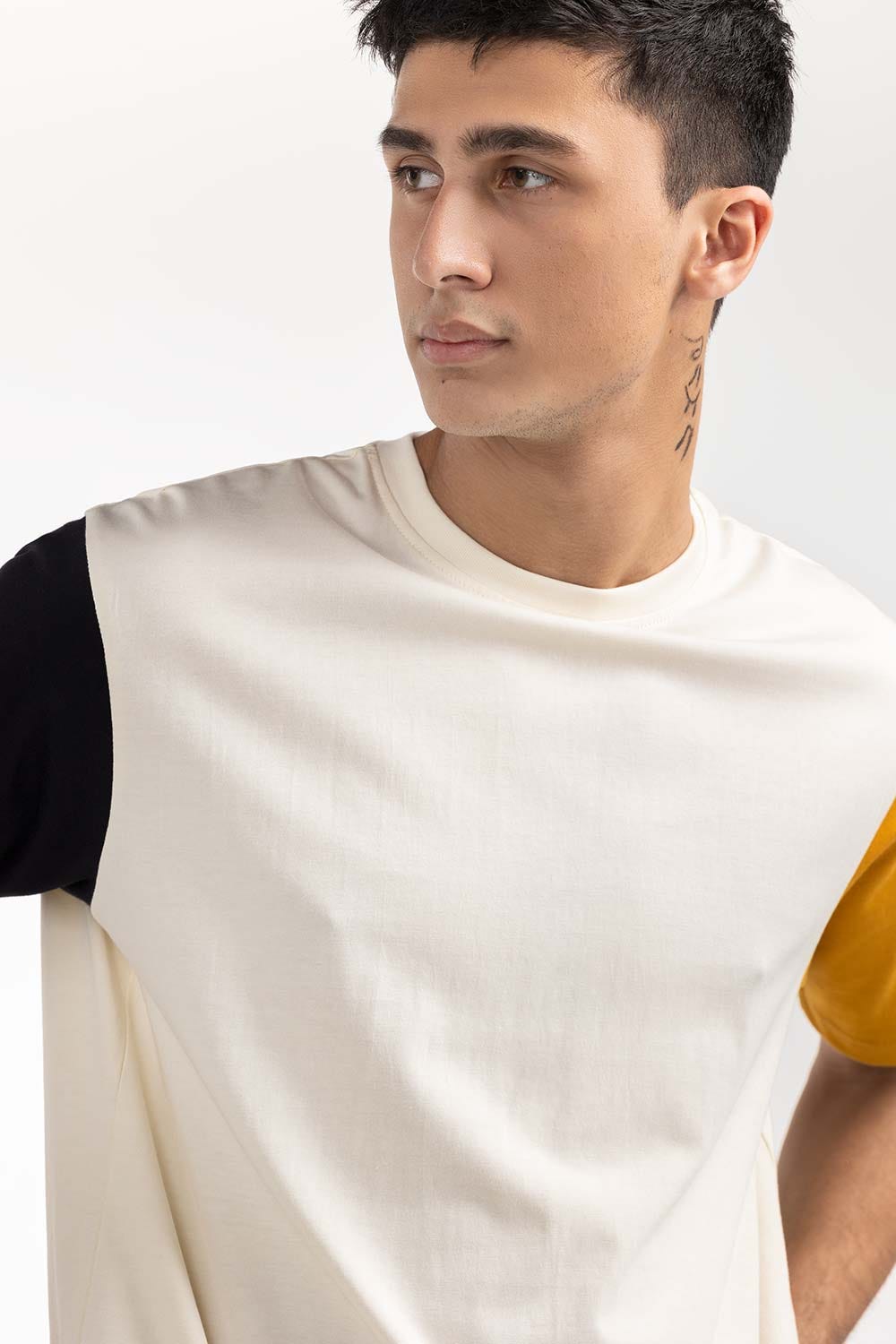 Color Block T-Shirt 224-113-044