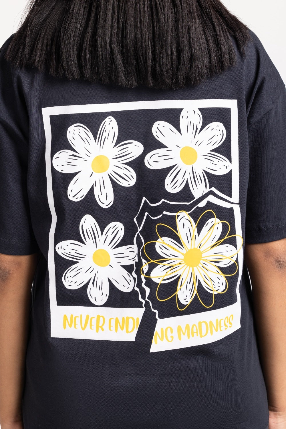 Relax Fit Black Tee With Artwork WM-KTP-SS24-032